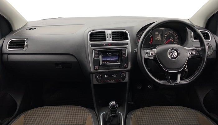 2017 Volkswagen Polo HIGHLINE1.2L, Petrol, Manual, 76,434 km, Dashboard