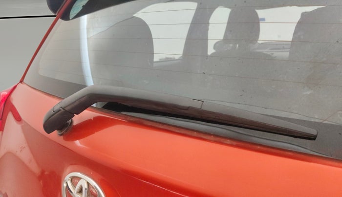 2014 Toyota Etios CROSS 1.2 G, Petrol, Manual, 54,628 km, Rear Wiper