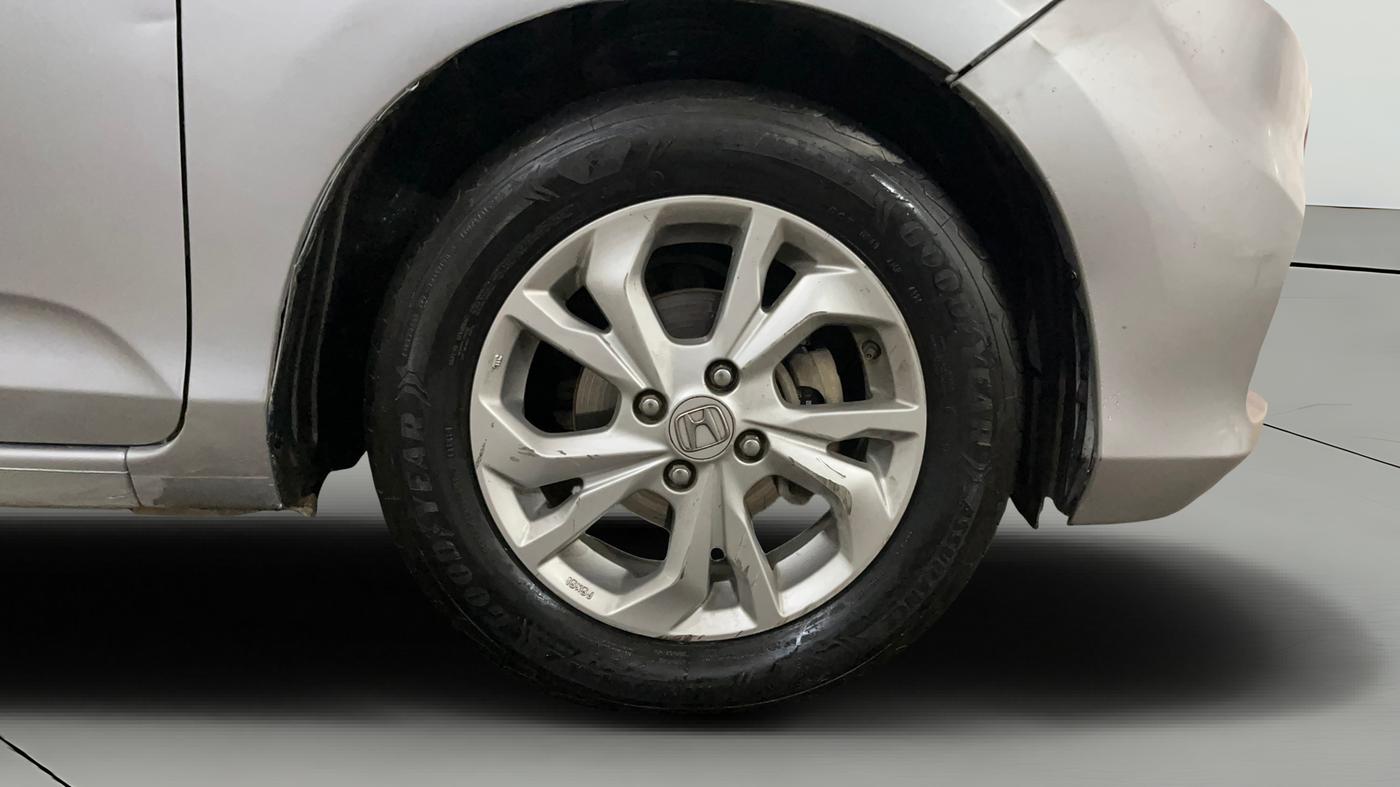2020 Honda Amaze 1.2L I-VTEC V CVT, Petrol, Automatic, 70,764 km, Right Front Wheel