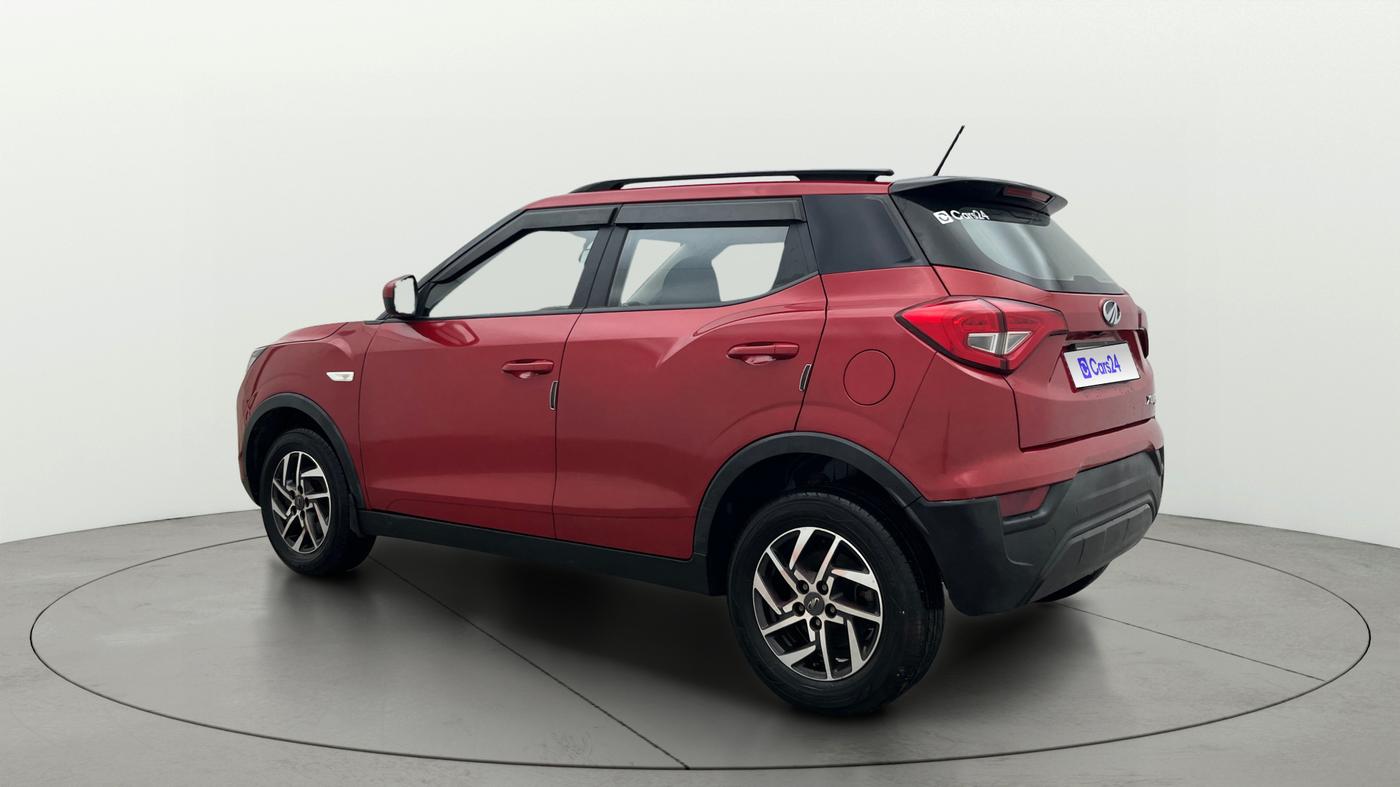 2022 Mahindra XUV300 W6 1.5 Diesel, Diesel, Manual, 72,136 km, Left Back Diagonal