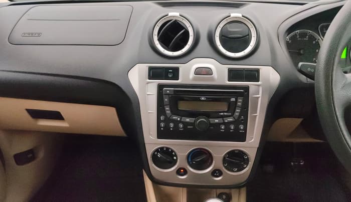 2014 Ford Classic 1.6 DURATEC TITANIUM, Petrol, Manual, 98,404 km, Air Conditioner