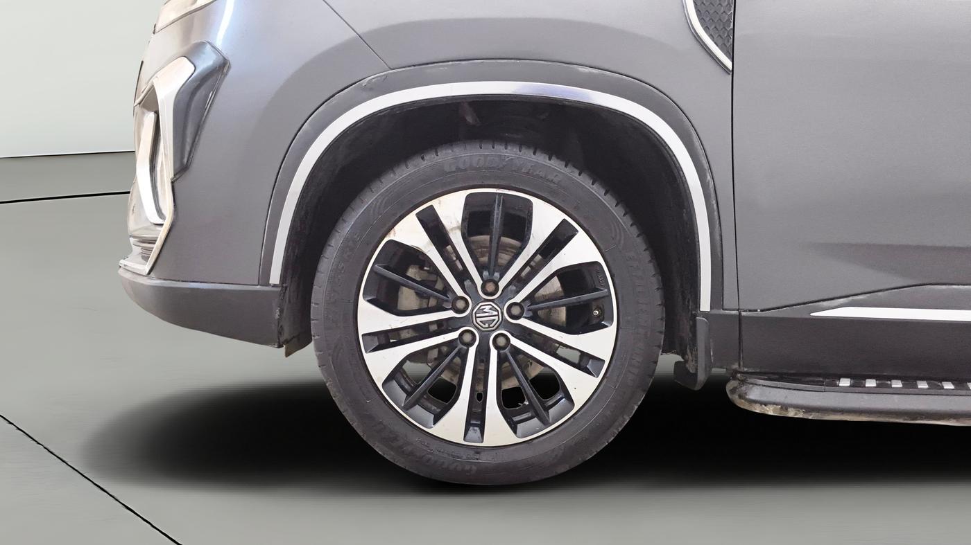 2021 MG HECTOR PLUS SHARP 2.0 DIESEL TURBO MT 6-STR, Diesel, Manual, 46,102 km, Left Front Wheel