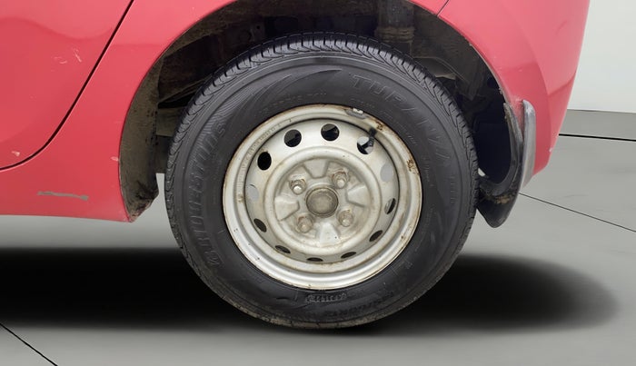 2016 Hyundai Eon ERA +, Petrol, Manual, 47,244 km, Left Rear Wheel