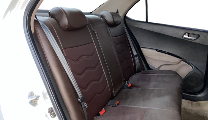 2018 Hyundai Xcent S 1.2, Petrol, Manual, 55,716 km, Right Side Rear Door Cabin