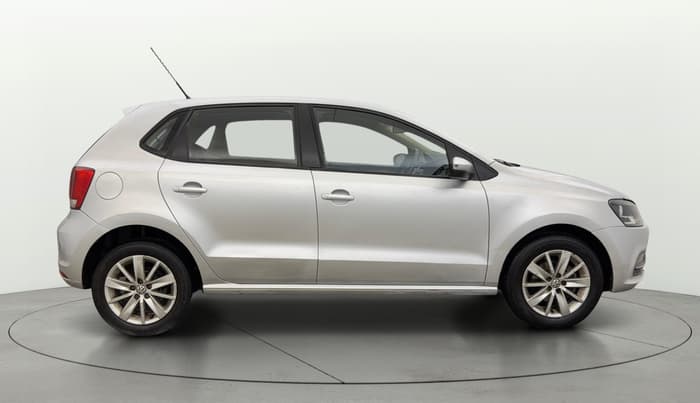 2015 Volkswagen Polo HIGHLINE1.2L, Petrol, Manual, 76,337 km, Right Side View