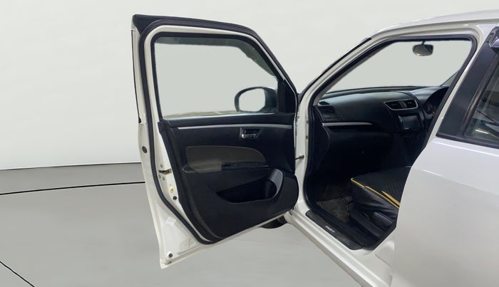 2015 Maruti Swift VXI, Petrol, Manual, 68,345 km, LHS Front Door