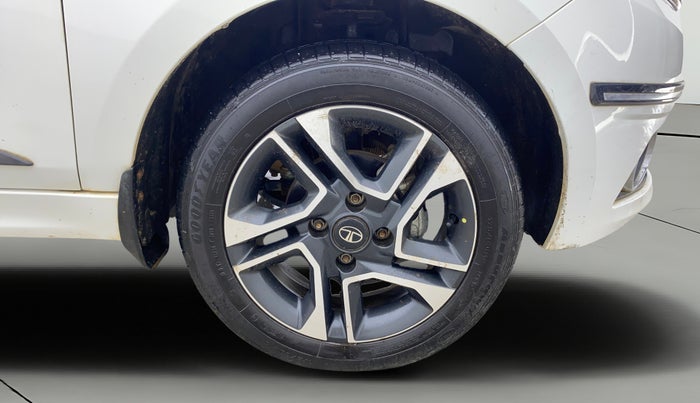 2019 Tata Tiago XZA PLUS DUAL TONE PETROL, Petrol, Automatic, 27,407 km, Right Front Wheel