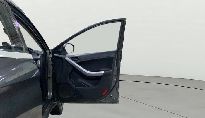 2021 Tata NEXON XM SUNROOF PETROL, Petrol, Manual, 88,474 km, RHS Front Door