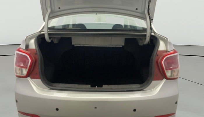 2015 Hyundai Xcent S 1.2, Petrol, Manual, 1,00,905 km, Boot Open Zoomed View