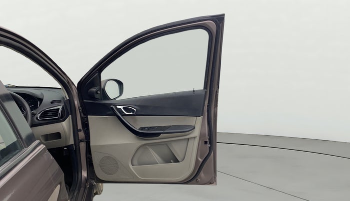 2018 Tata Tiago XZA PETROL, Petrol, Automatic, 42,438 km, RHS Front Door