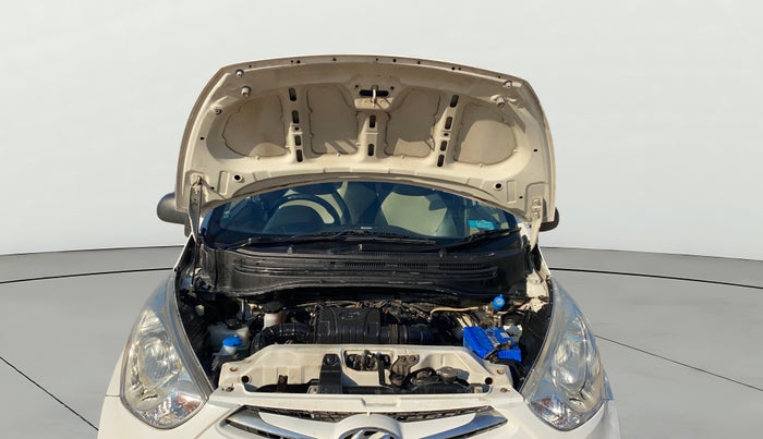 2017 Hyundai Eon ERA +, CNG, Manual, 1,10,540 km, Open Bonet