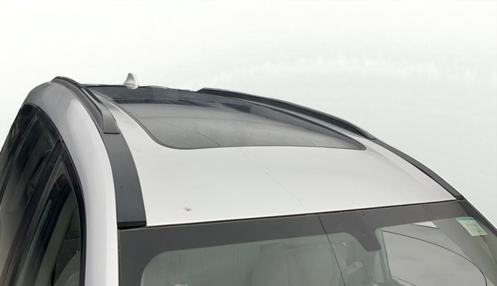 2022 Mahindra XUV700 AX 5 D AT 7 STR, Diesel, Automatic, 65,725 km, Roof