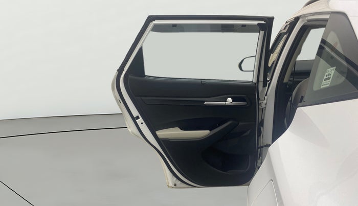 2022 KIA SELTOS HTK PLUS 1.5 IMT, Petrol, Manual, 33,734 km, LHS Rear Door