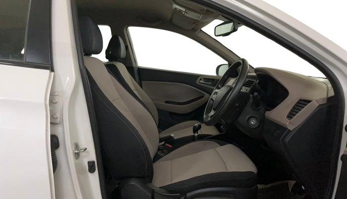 2014 Hyundai Elite i20 SPORTZ 1.2, Petrol, Manual, 40,874 km, Right Side Front Door Cabin