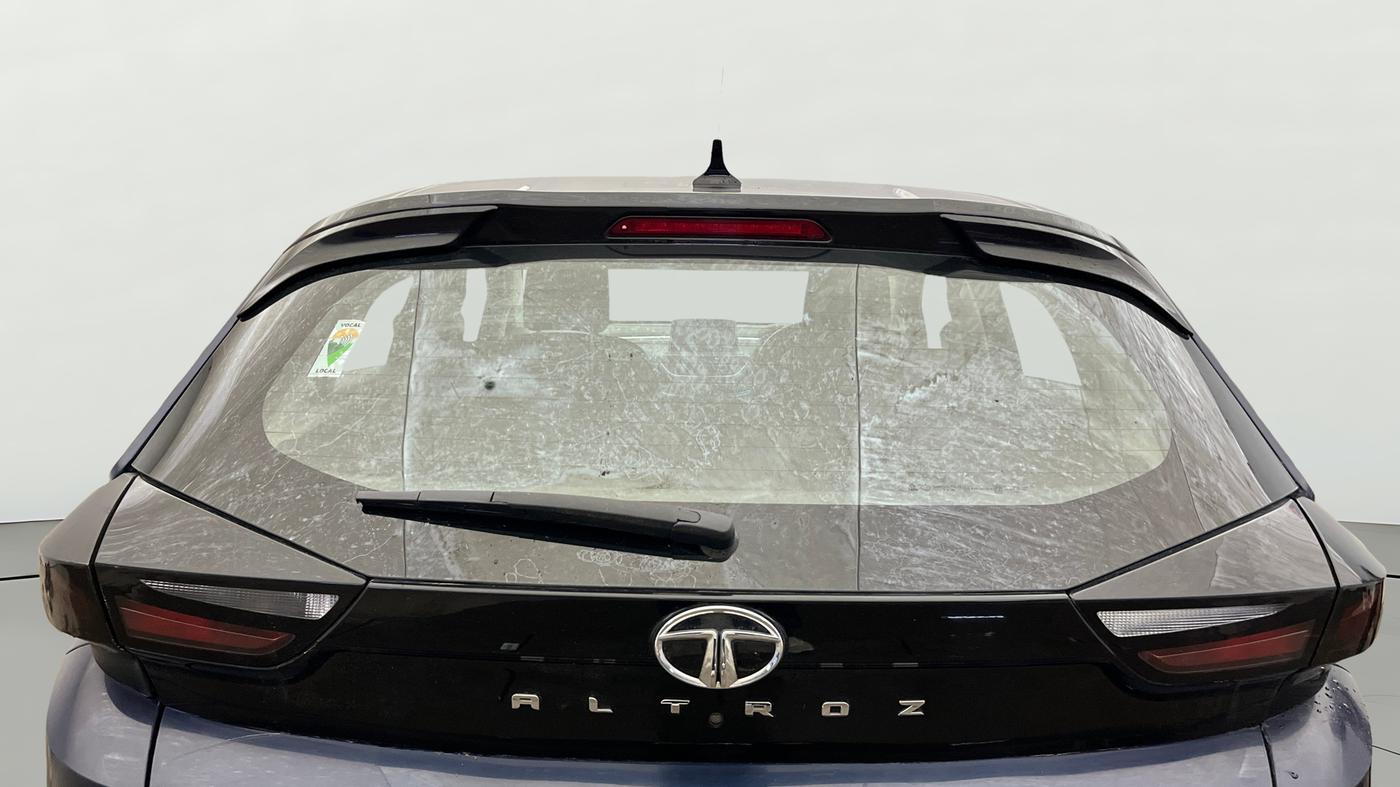 2023 Tata ALTROZ XZ Plus Sunroof i-Turbo , Petrol, Manual, 53,719 km, Rear Windshield