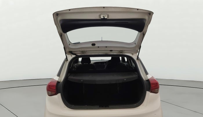 2019 Hyundai Elite i20 SPORTZ PLUS 1.2, Petrol, Manual, 73,512 km, Boot Door Open