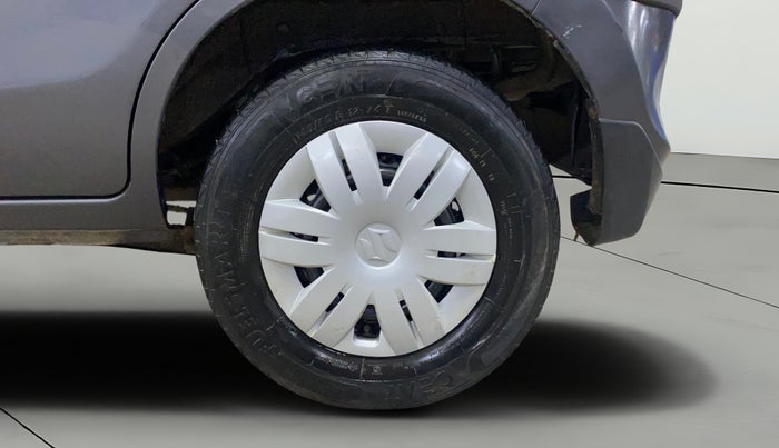 2021 Maruti Alto VXI, Petrol, Manual, 30,717 km, Left Rear Wheel