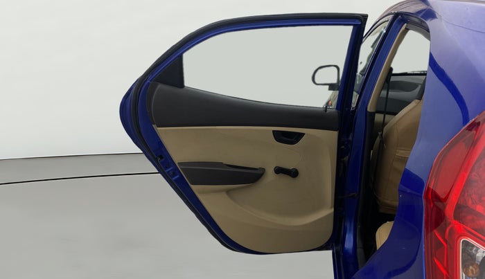 2015 Hyundai Eon MAGNA +, Petrol, Manual, 32,784 km, LHS Rear Door