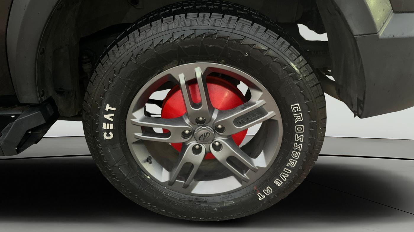 2022 Mahindra Thar LX PETROL HT 4WD AT, Petrol, Automatic, 18,289 km, Left Rear Wheel