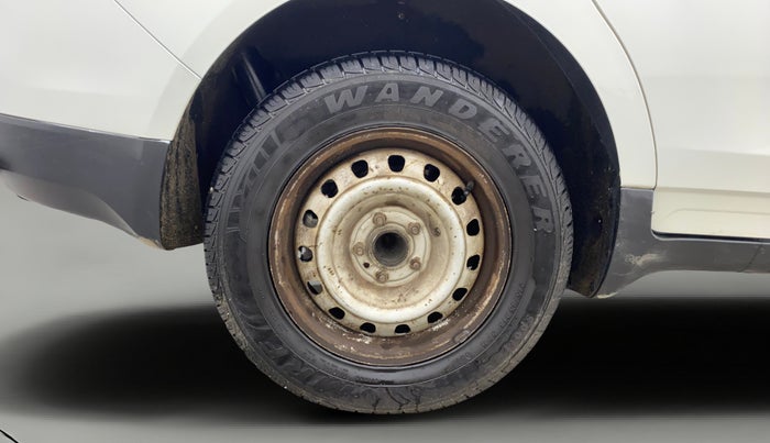 2019 Mahindra MARAZZO M2 8 STR, Diesel, Manual, 26,273 km, Right Rear Wheel