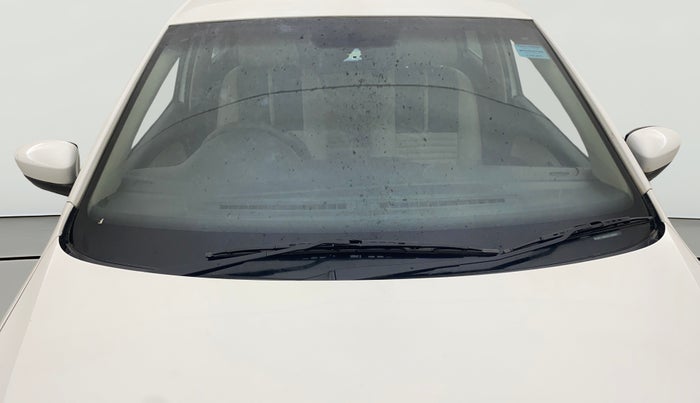 2013 Volkswagen Polo HIGHLINE1.2L, Petrol, Manual, 71,863 km, Front Windshield