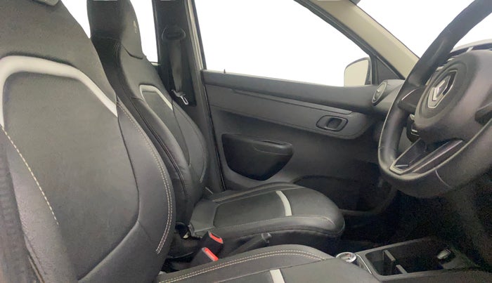 2022 Renault Kwid RXT 1.0 AMT, Petrol, Automatic, 35,929 km, Right Side Front Door Cabin