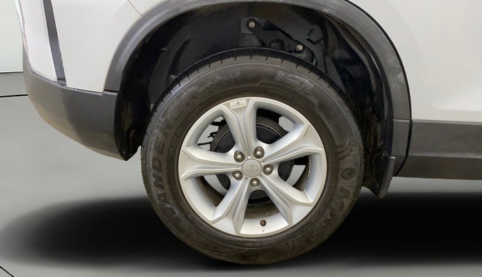 2024 Tata Harrier PURE (O), Diesel, Manual, 7,827 km, Right Rear Wheel