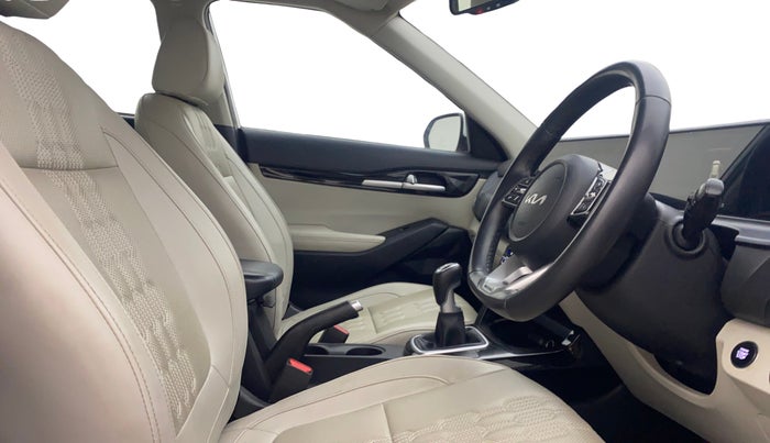 2023 KIA SELTOS HTX 1.5 DIESEL IMT, Diesel, Manual, 70,119 km, Right Side Front Door Cabin