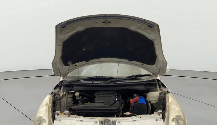 2016 Maruti Swift VXI, Petrol, Manual, 64,708 km, Open Bonet