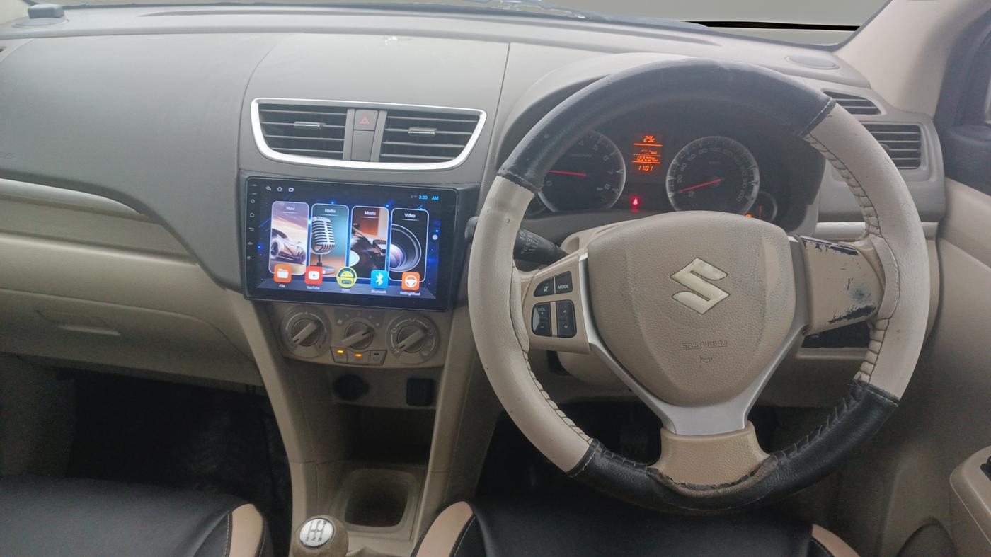 2014 Maruti Ertiga ZXI, Petrol, Manual, 1,22,203 km, Steering Wheel Close Up