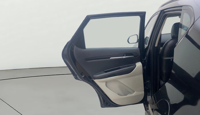 2020 KIA SONET HTX 1.0 IMT, Petrol, Manual, 71,160 km, LHS Rear Door