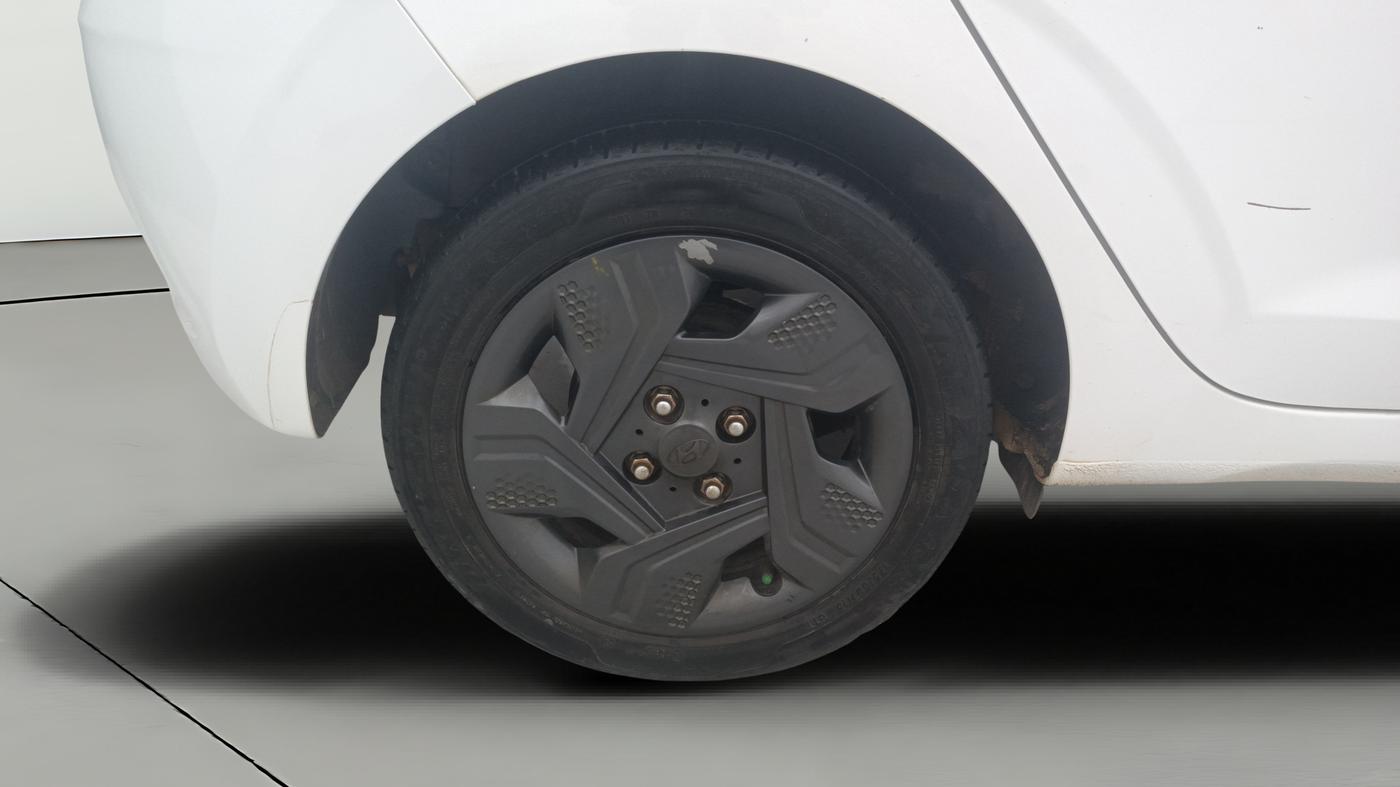 2022 Hyundai GRAND I10 NIOS MAGNA CORPORATE EDITION 1.2 KAPPA VTVT, Petrol, Manual, 35,877 km, Right Rear Wheel