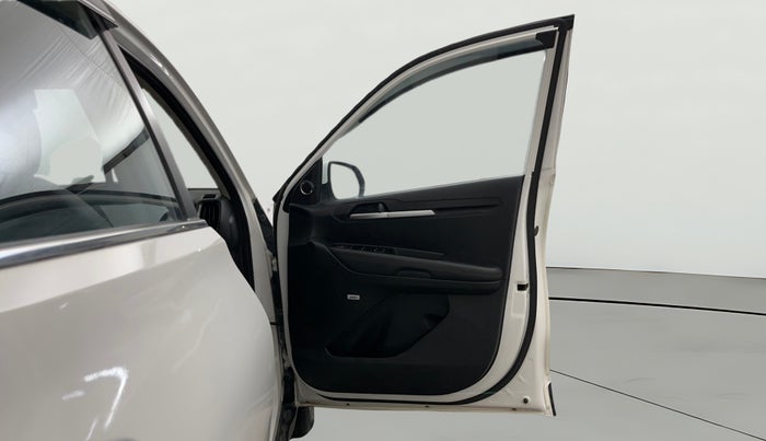 2020 KIA SONET GTX PLUS 1.5 AT, Diesel, Automatic, 86,738 km, RHS Front Door