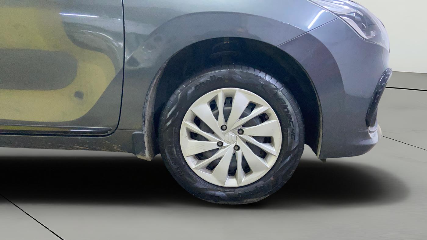2024 Maruti Baleno DELTA PETROL 1.2, Petrol, Manual, 7,740 km, Right Front Wheel