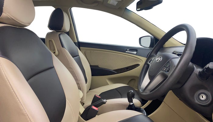 2016 Hyundai Verna 1.6 VTVT S, Petrol, Manual, 77,899 km, Right Side Front Door Cabin