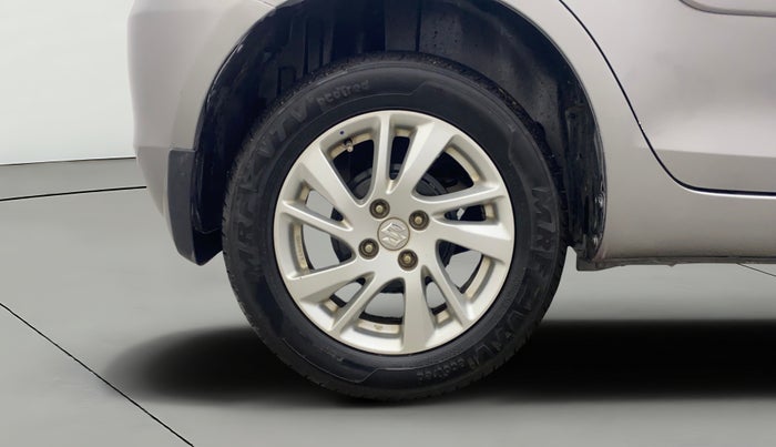 2013 Maruti Swift ZXI, Petrol, Manual, 81,990 km, Right Rear Wheel