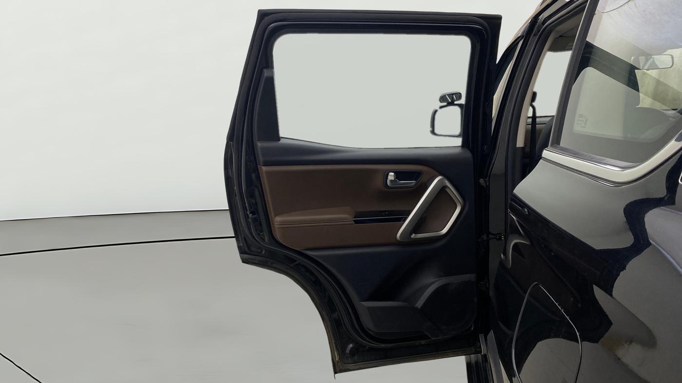 2024 Mahindra SCORPIO-N Z8 Select Diesel AT 2WD, Diesel, Automatic, 11,819 km, LHS Rear Door