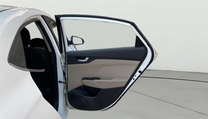 2018 Hyundai Verna 1.6 VTVT SX, Petrol, Manual, 87,828 km, RHS Rear Door