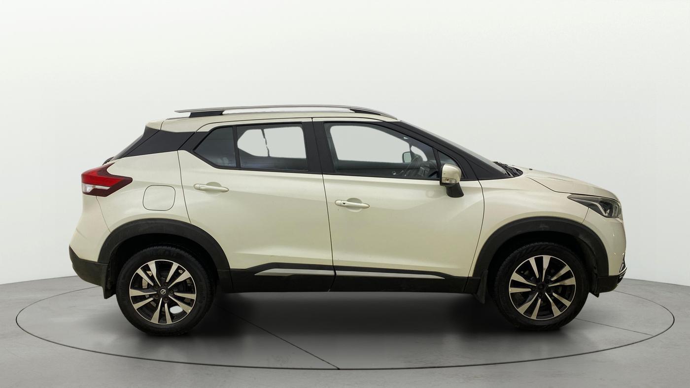 2019 Nissan Kicks XV PREMIUM (O) DIESEL, Diesel, Manual, 45,190 km, Right Side View