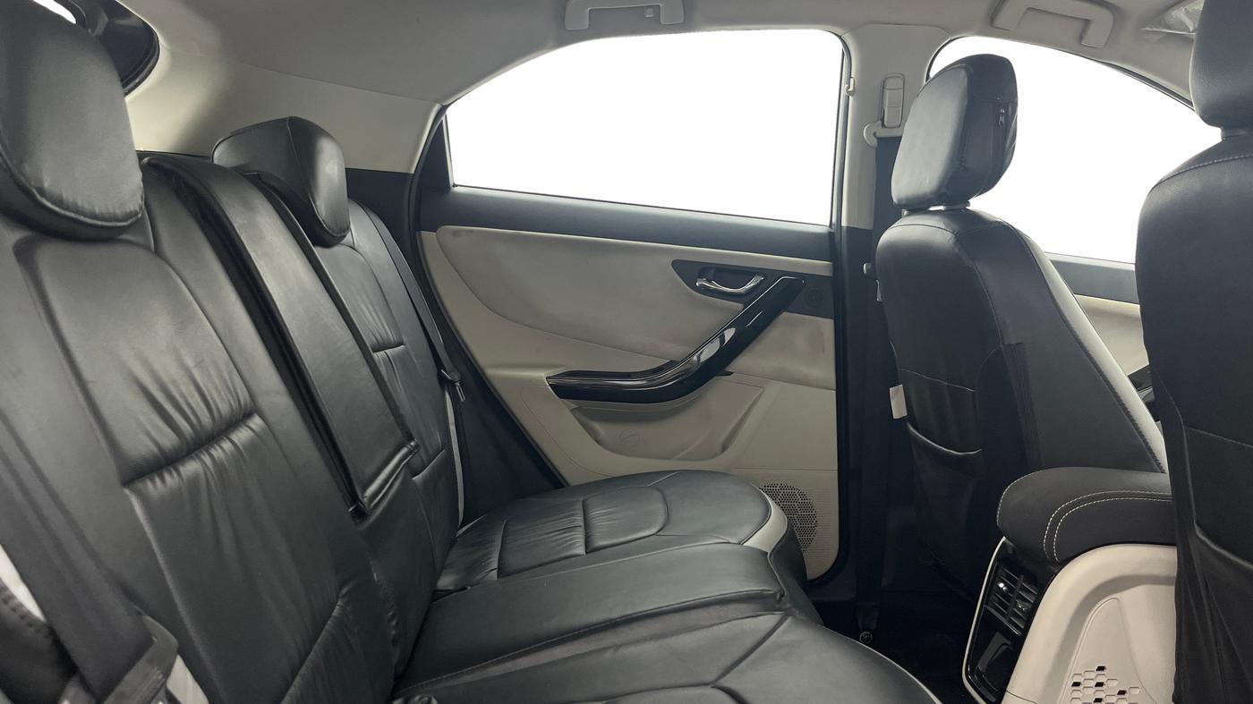 2021 Tata NEXON XZA PLUS (O) PETROL, Petrol, Automatic, 68,893 km, Right Side Rear Door Cabin