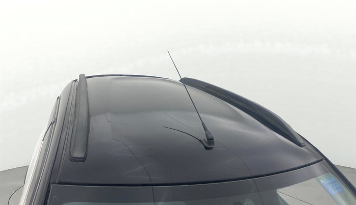 2022 Renault Kwid CLIMBER 1.0 AMT Dual Tone , Petrol, Automatic, 10,758 km, Roof