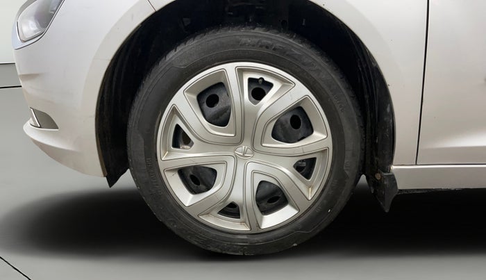 2020 Tata ALTROZ XT PETROL, Petrol, Manual, 79,992 km, Left Front Wheel