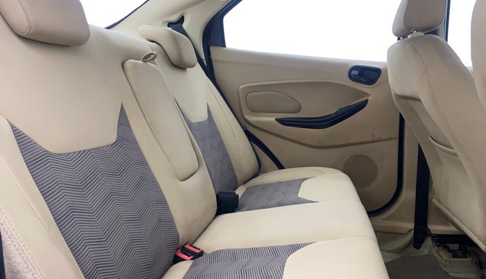 2017 Ford Figo Aspire TITANIUM1.5 DIESEL, Diesel, Manual, 1,25,588 km, Right Side Rear Door Cabin