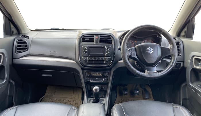 2016 Maruti Vitara Brezza VDI, Diesel, Manual, 72,279 km, Dashboard