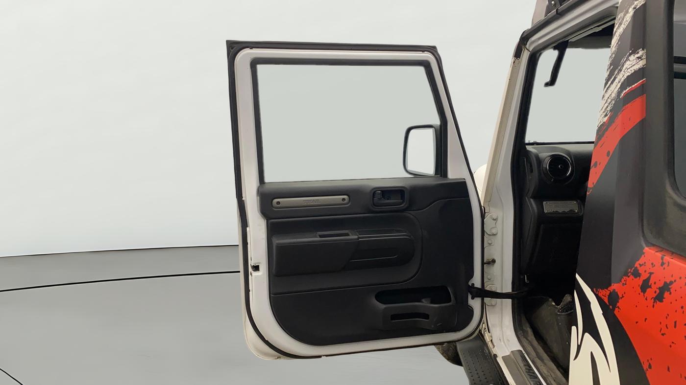 2023 Mahindra Thar LX P 2WD AT HT, Petrol, Automatic, 31,585 km, LHS Front Door