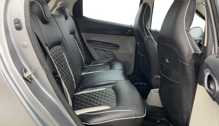 2018 Tata Tiago XM PETROL, CNG, Manual, 73,667 km, Right Side Rear Door Cabin