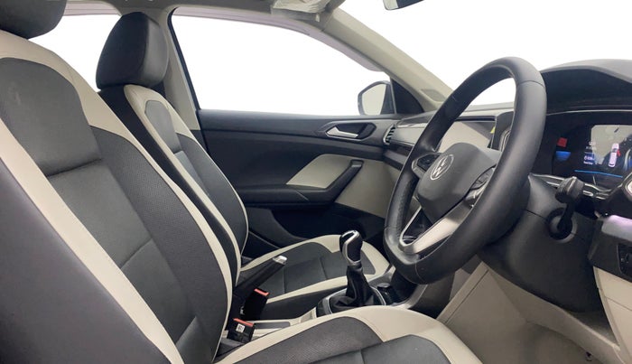 2022 Volkswagen TAIGUN TOPLINE 1.0 TSI MT, Petrol, Manual, 43,385 km, Right Side Front Door Cabin