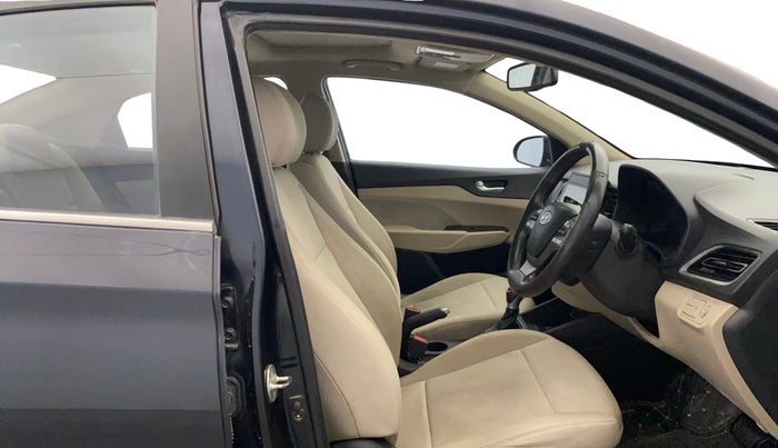 2021 Hyundai Verna SX 1.5 VTVT IVT, Petrol, Automatic, 90,503 km, Right Side Front Door Cabin