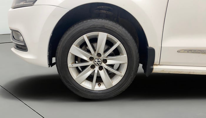 2016 Volkswagen Polo HIGHLINE1.2L, Petrol, Manual, 76,926 km, Left Front Wheel