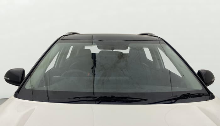 2021 KIA SELTOS HTK PLUS 1.5 IMT, Petrol, Manual, 27,229 km, Front Windshield